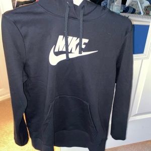 Black Nike Women’s Hoodie size medium